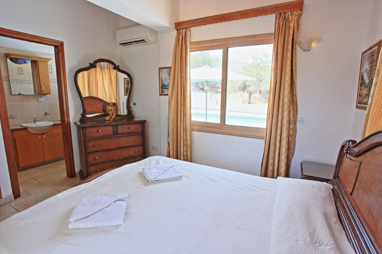 Marilena Sunset Villa 2 Agia Marina  ภายนอก รูปภาพ